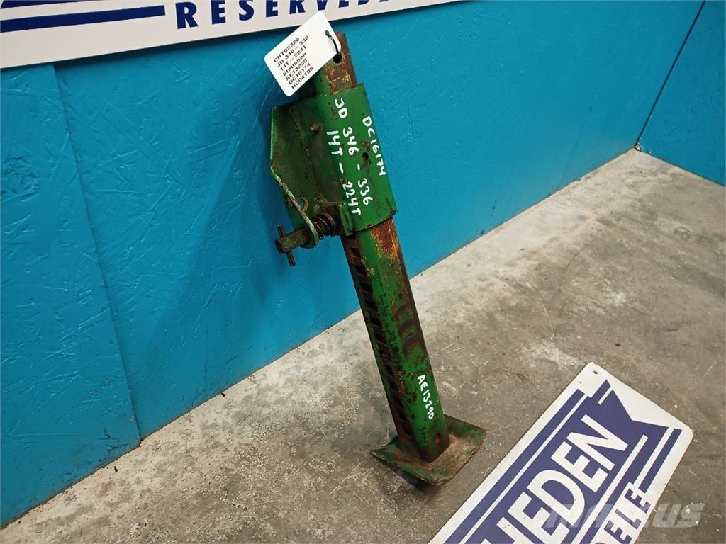 John Deere 336 农业机械-其他