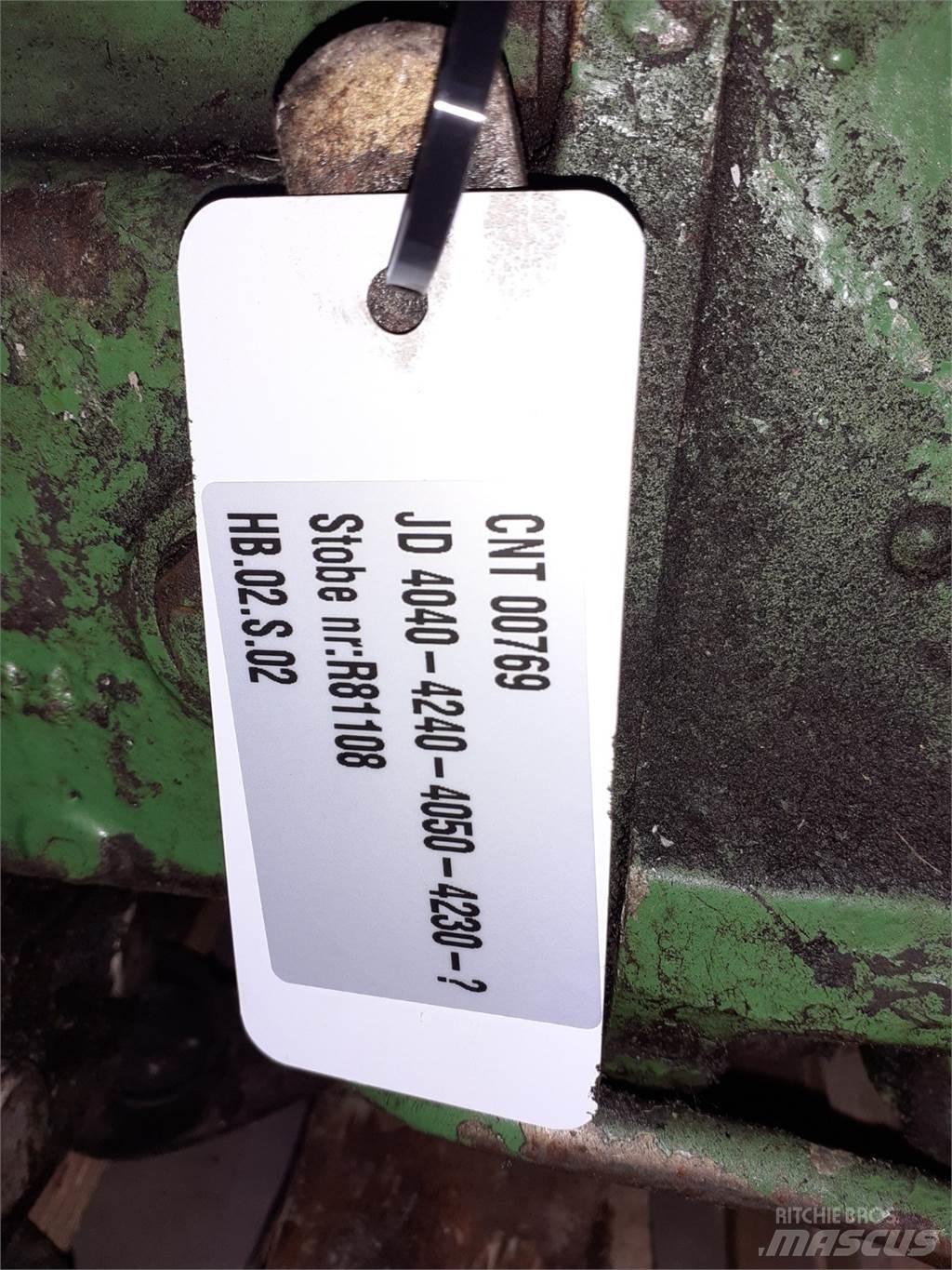 John Deere 4040 传动装置