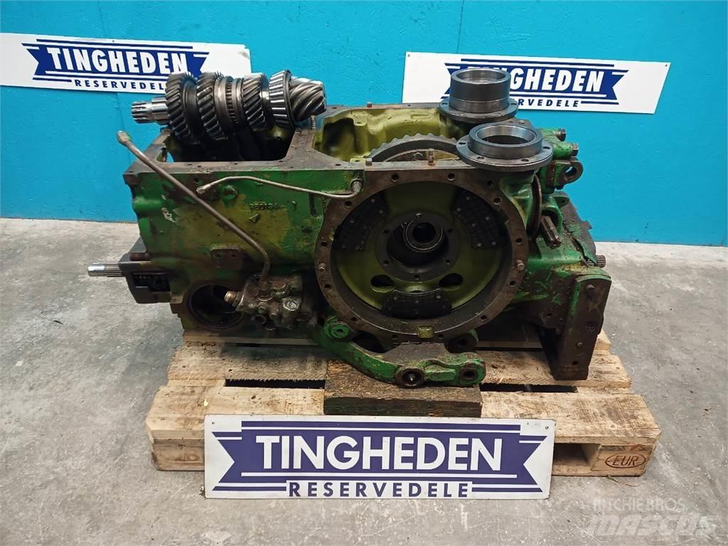 John Deere 4040 传动装置