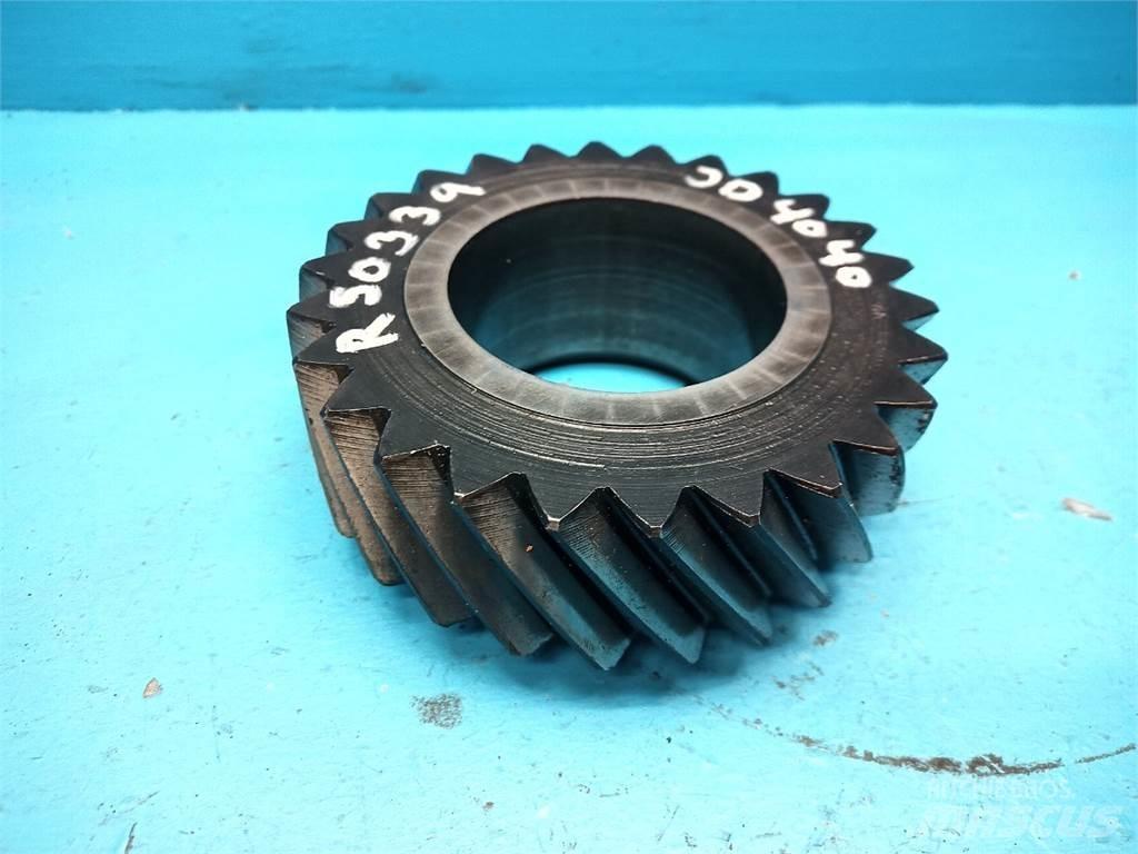 John Deere 4040 传动装置