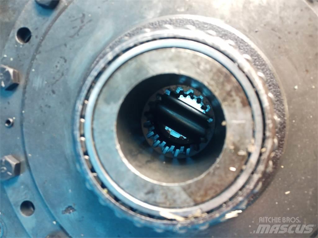 John Deere 4040 传动装置