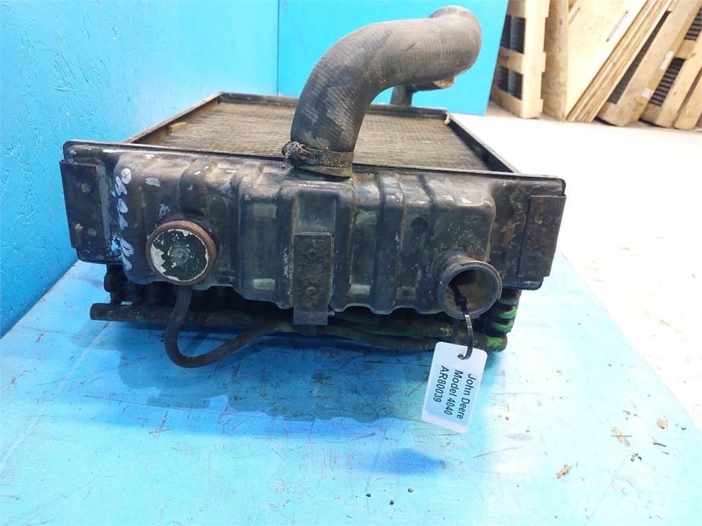 John Deere 4040 散热器