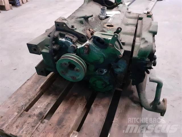 John Deere 4239 发动机