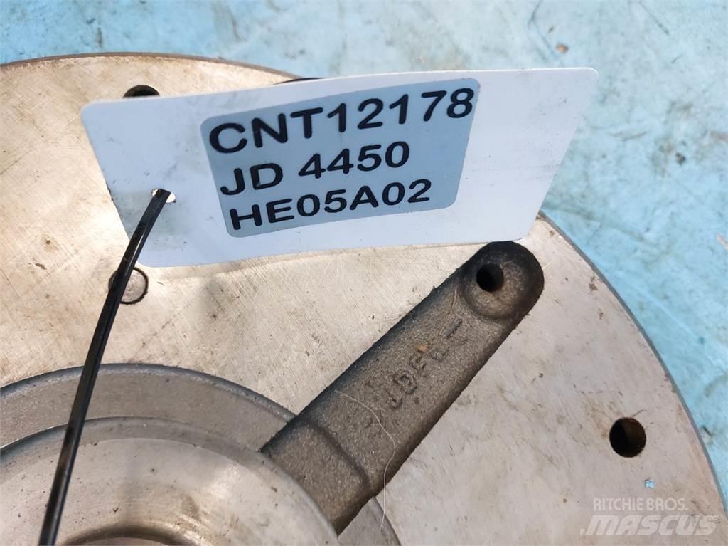 John Deere 4450 传动装置
