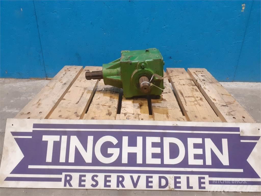 John Deere 550 传动装置