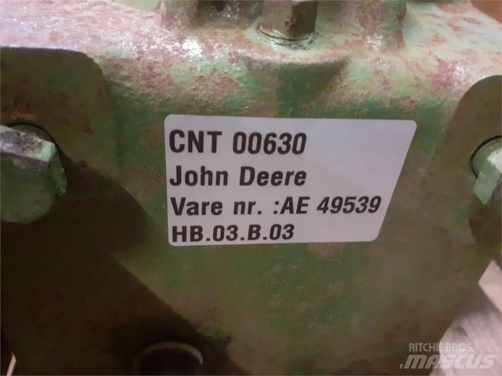 John Deere 550 传动装置