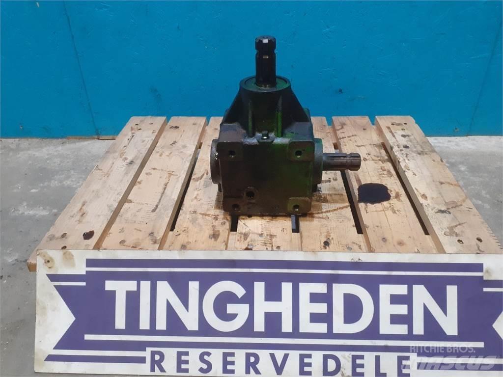 John Deere 550 传动装置
