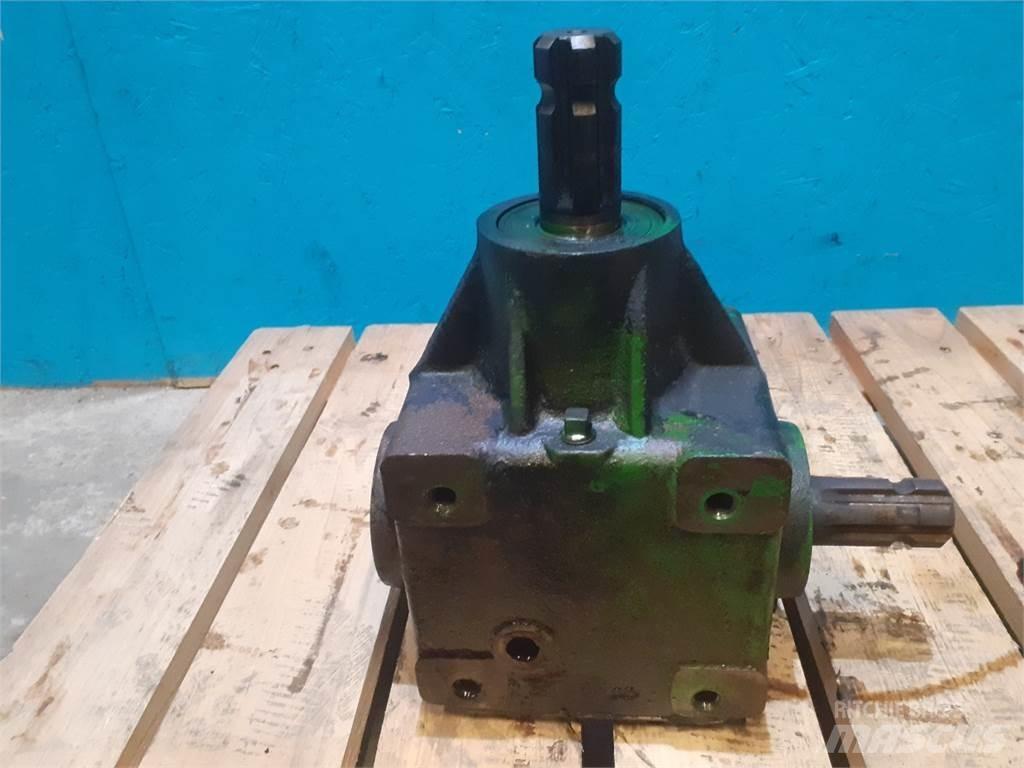 John Deere 550 传动装置