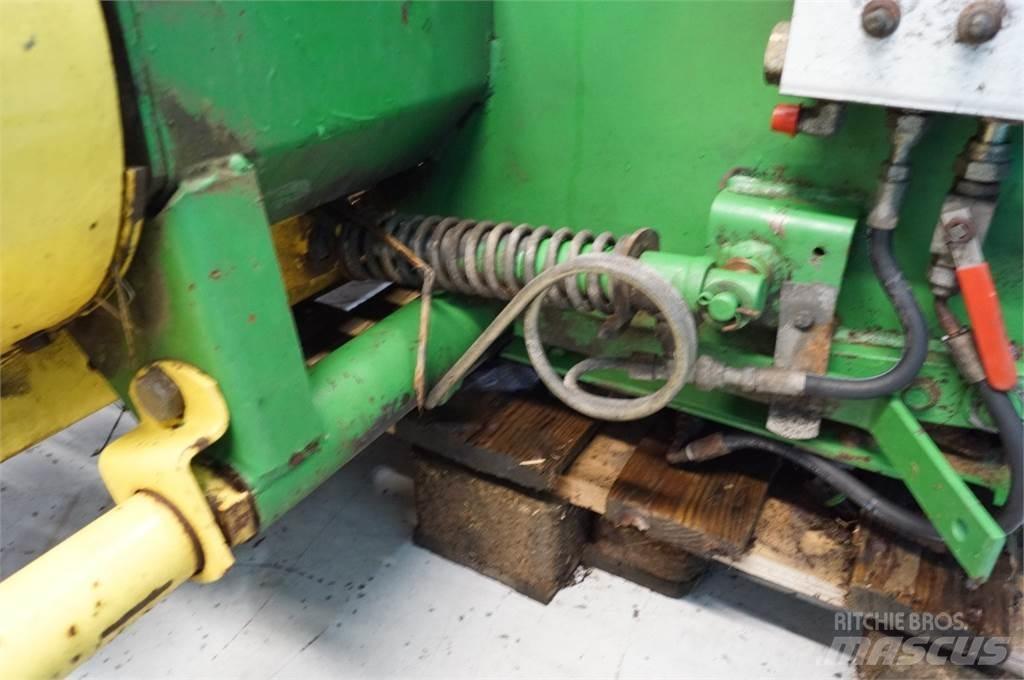 John Deere 590 农业机械-其他