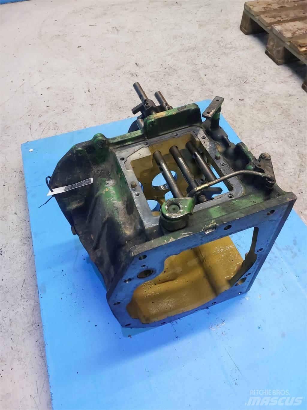 John Deere 6200 传动装置
