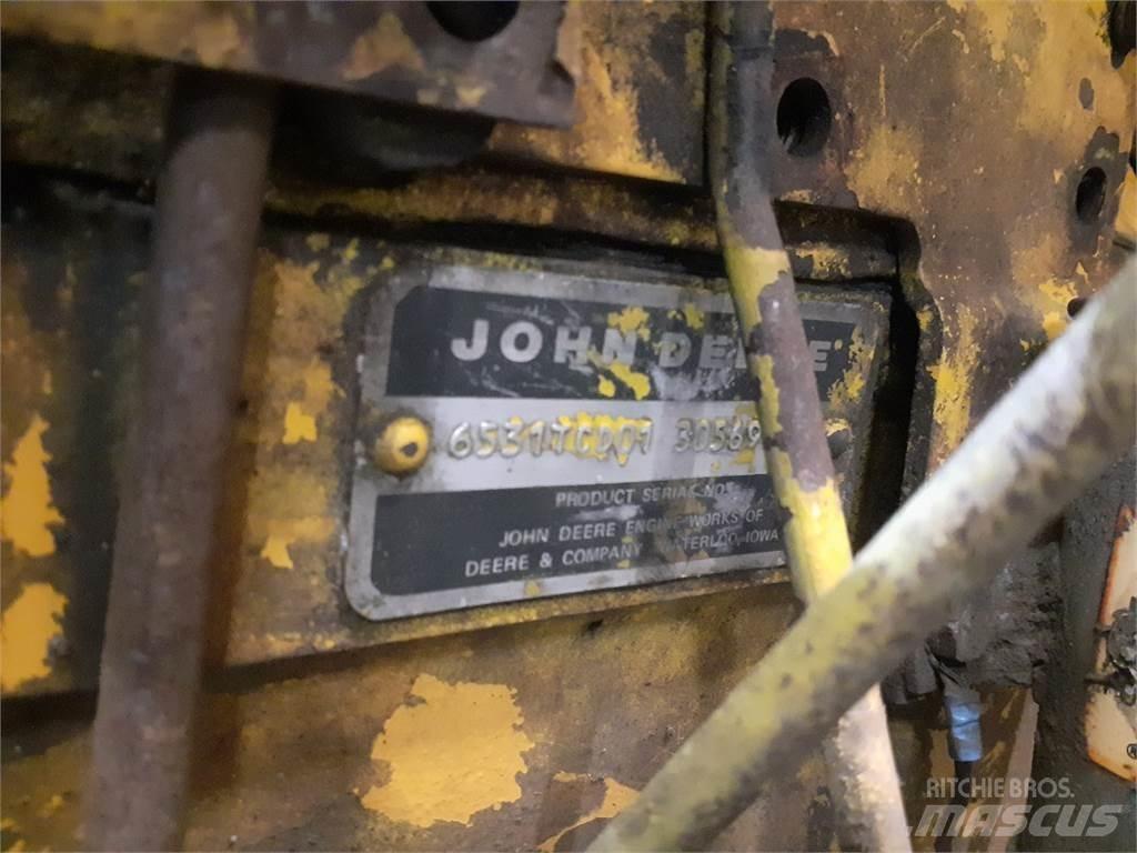 John Deere 644B 发动机