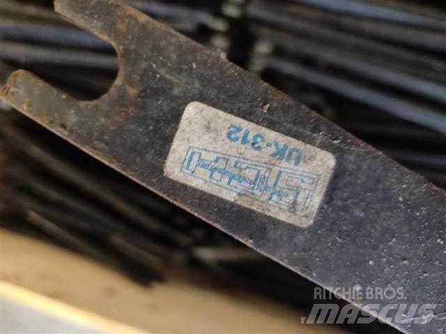 John Deere 818 联合收割机配件