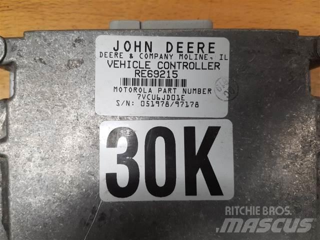 John Deere 8400 电子设备