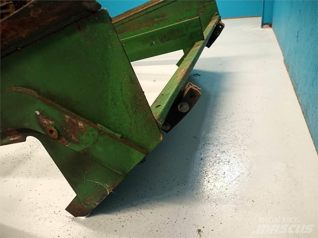 John Deere 9540 融雪撒布机