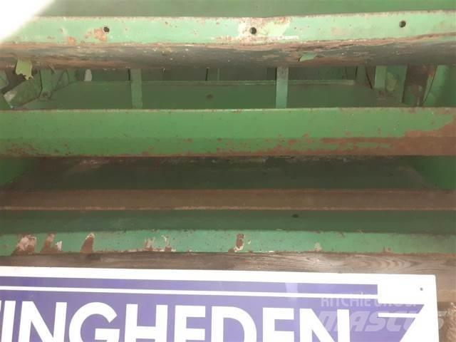 John Deere 955 融雪撒布机