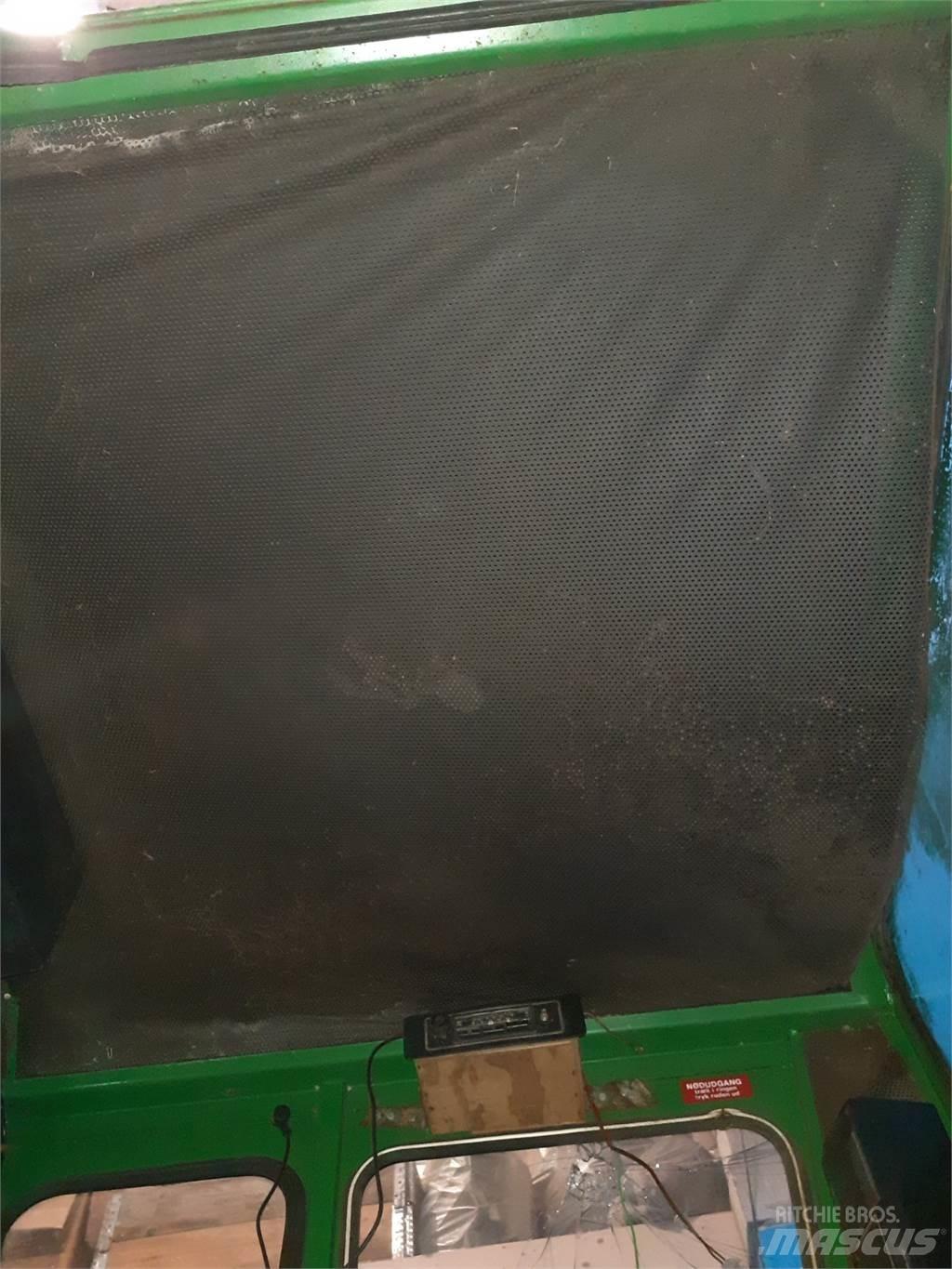 John Deere 955 驾驶室与内部