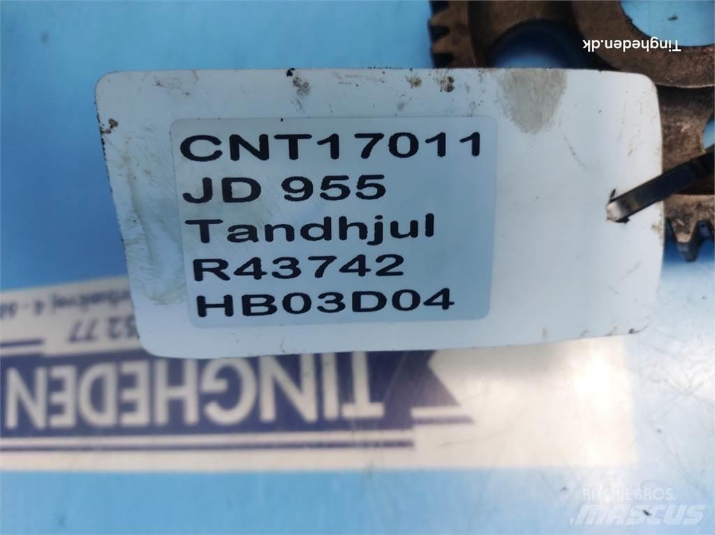 John Deere 955 发动机