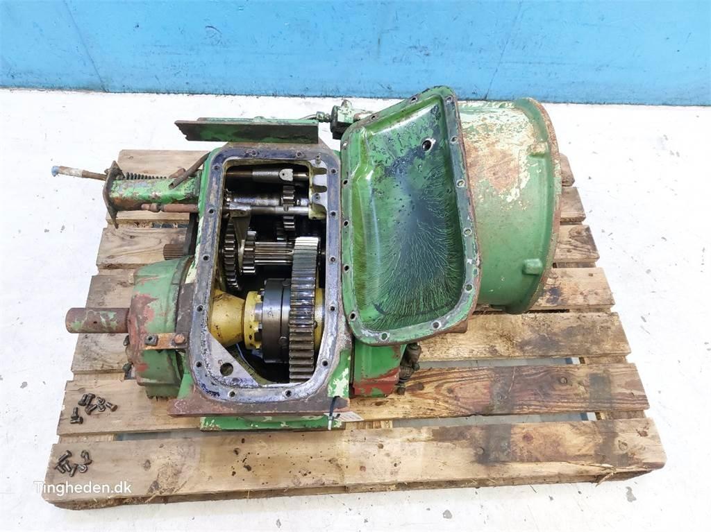 John Deere 965 传动装置