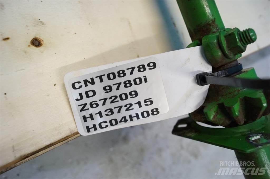John Deere 9780 融雪撒布机