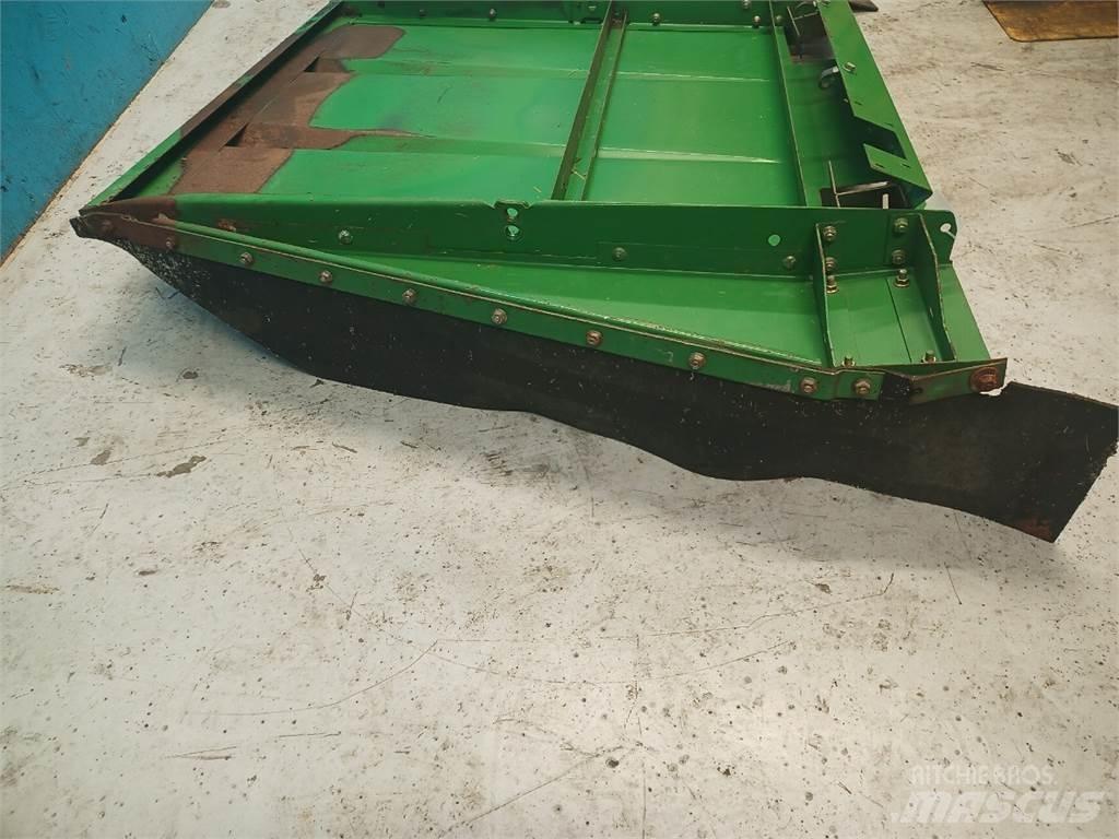 John Deere CTS 融雪撒布机