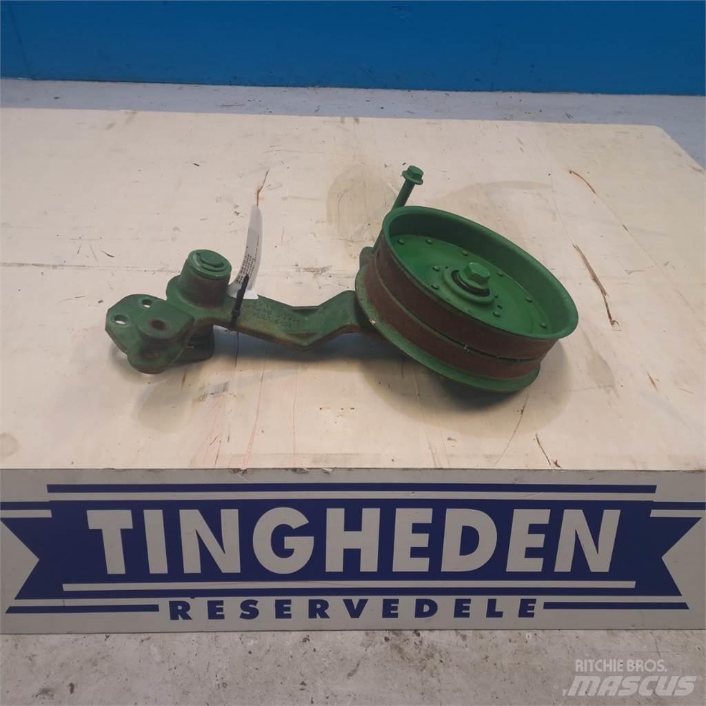 John Deere S670 农业机械-其他