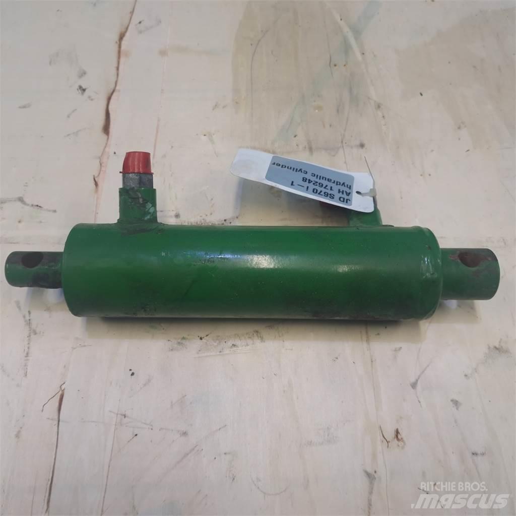 John Deere S670 液压