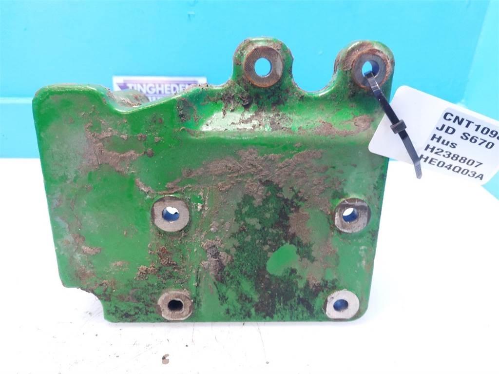 John Deere S670 发动机