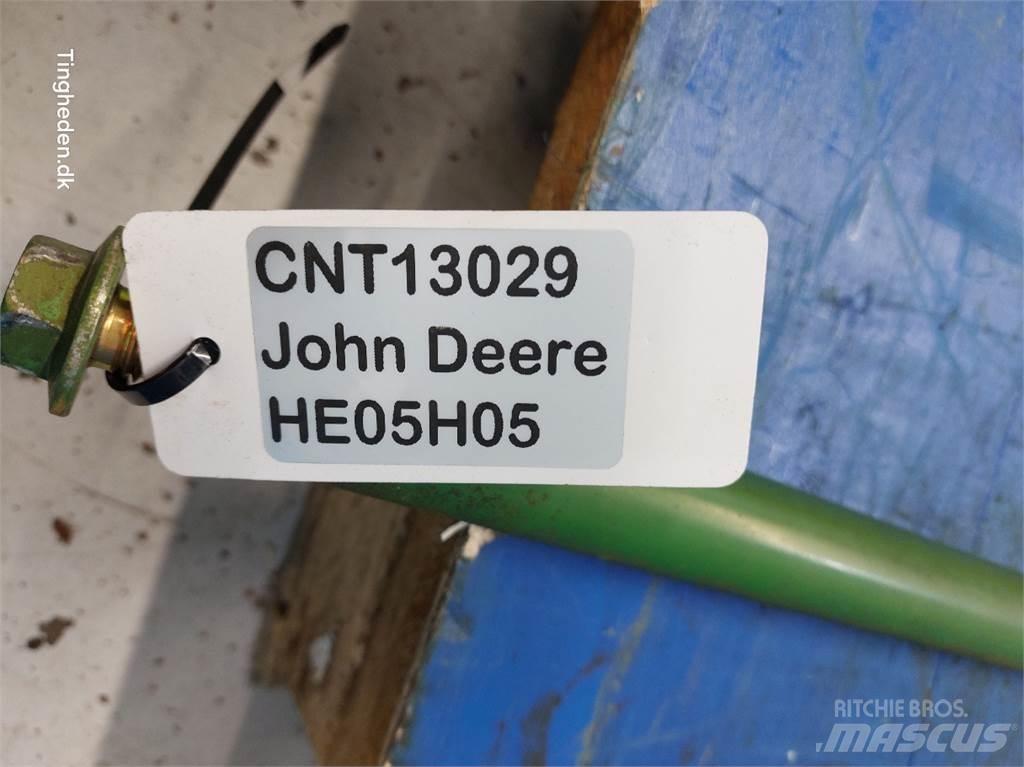 John Deere S670 融雪撒布机