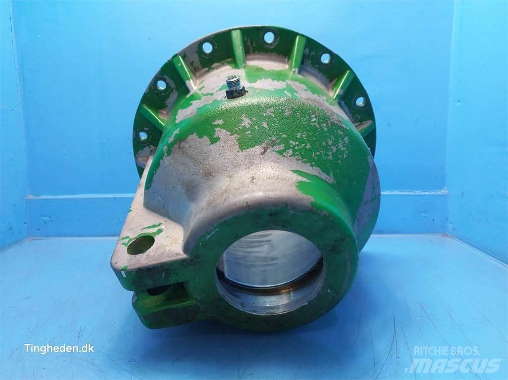 John Deere S670 传动装置