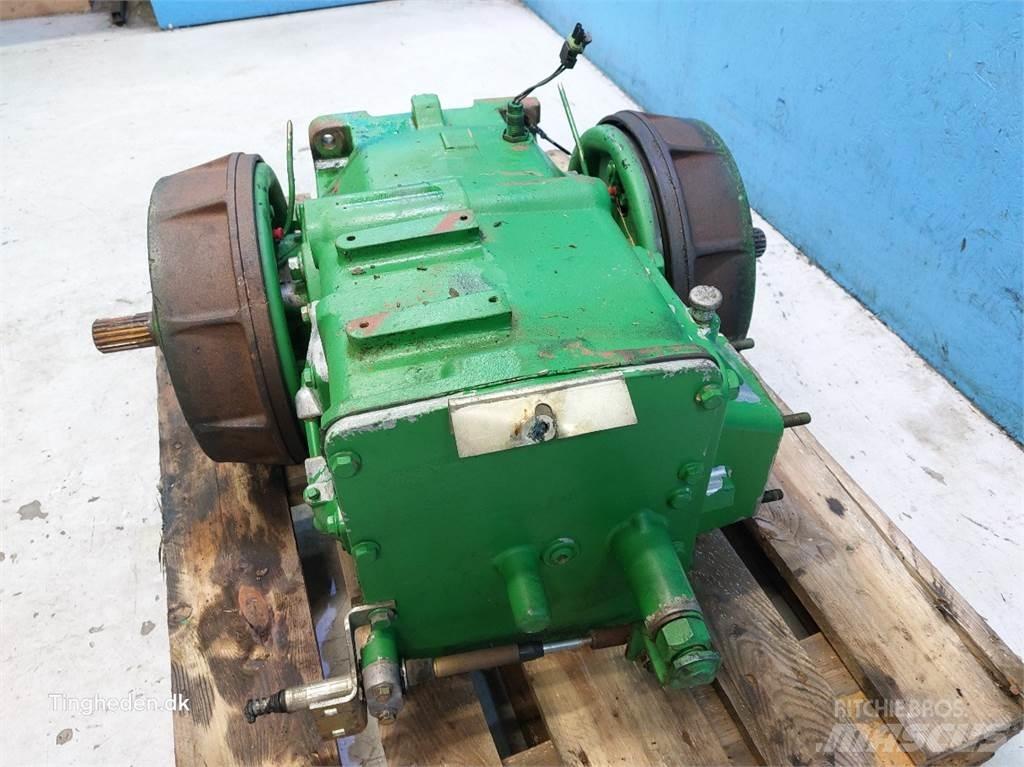 John Deere T660I 传动装置