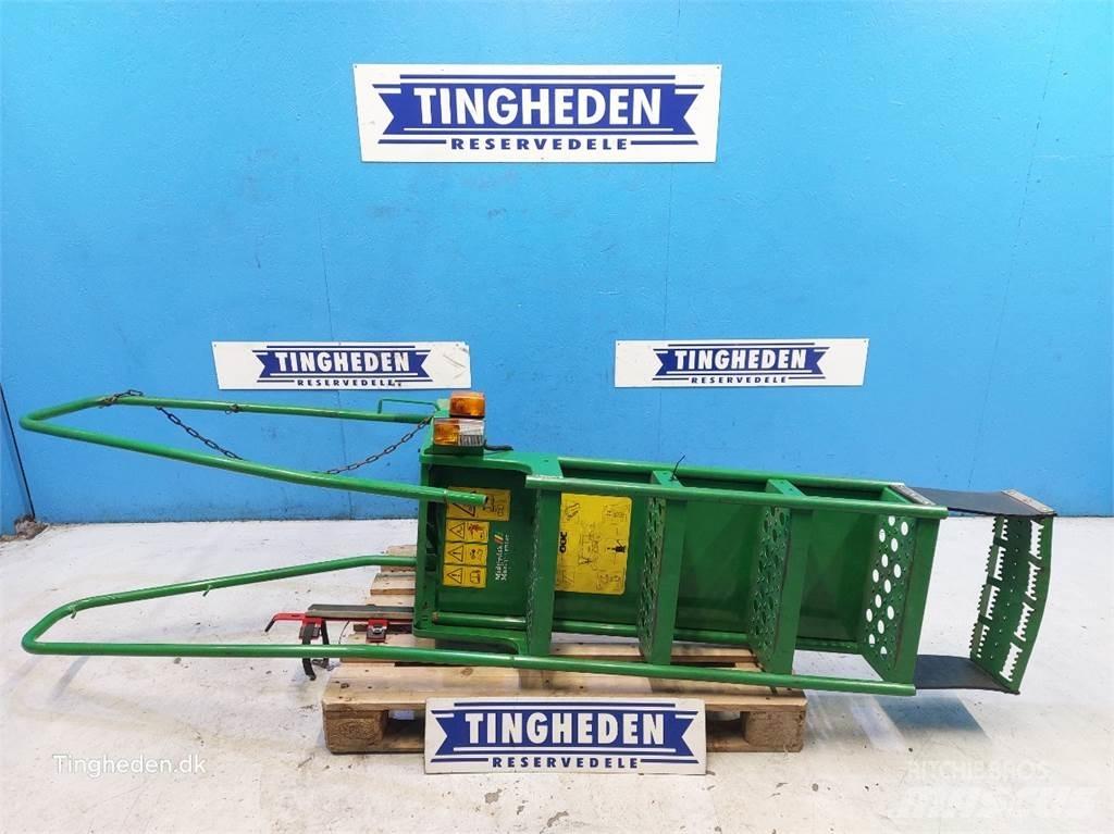 John Deere T660I 驾驶室与内部