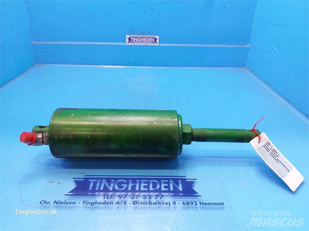 John Deere T660I 液压
