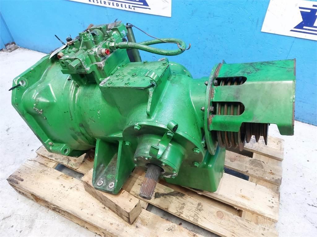 John Deere T660I 传动装置