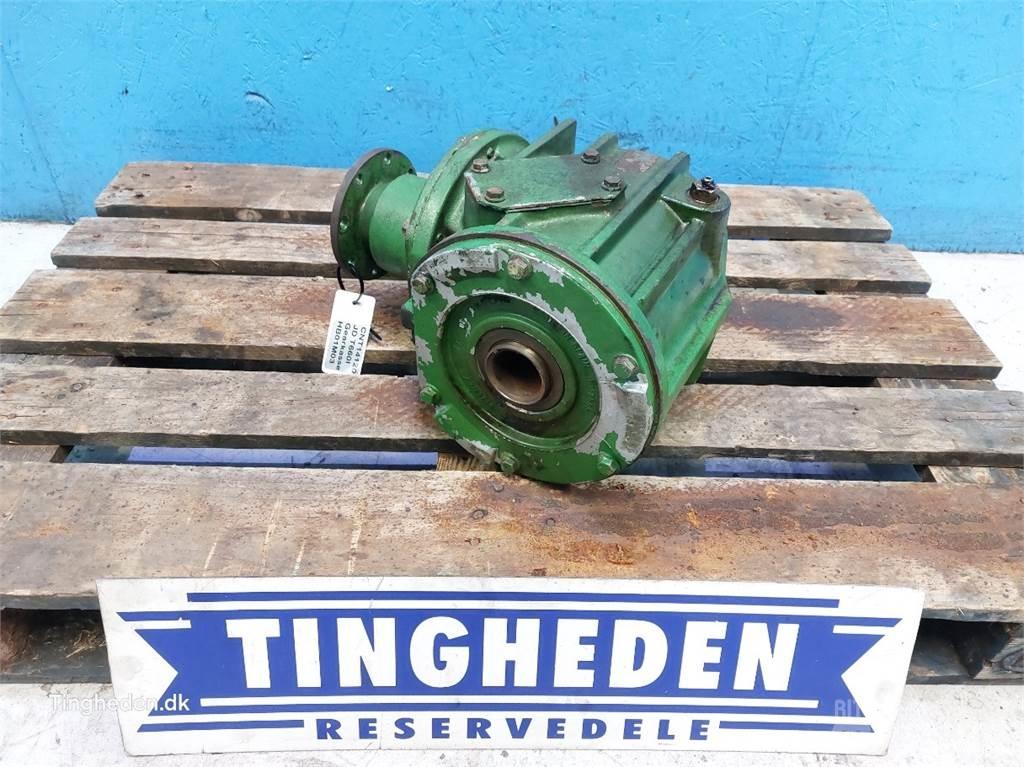 John Deere T660I 传动装置