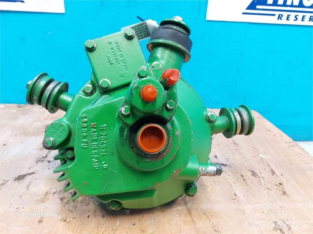 John Deere T660I 传动装置
