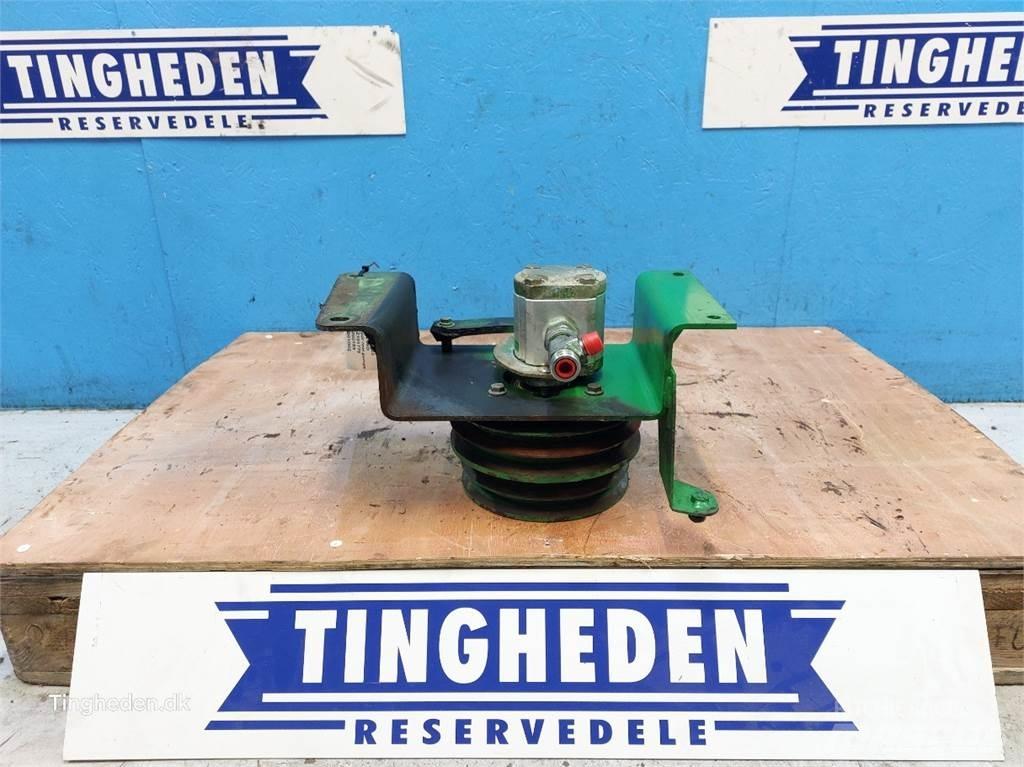 John Deere T660I 液压