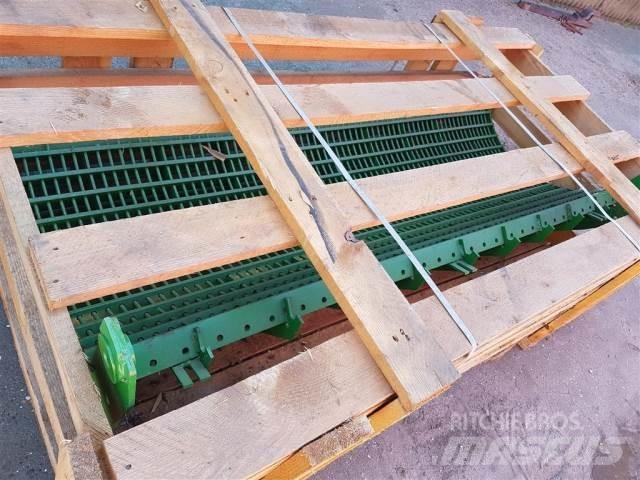 John Deere T670 联合收割机配件