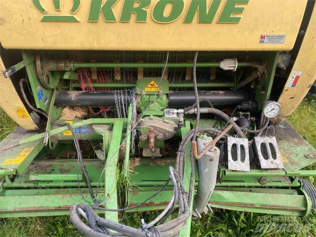 Krone CV150 XC 圆捆打捆机