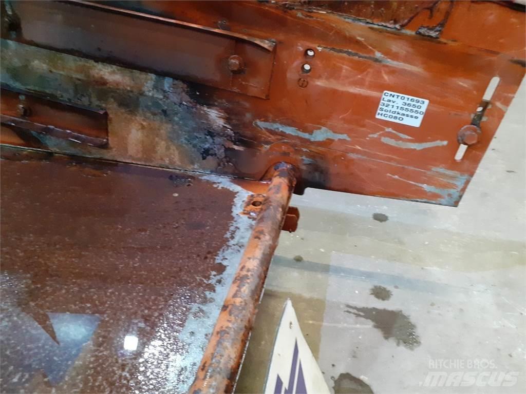 Laverda 3650 融雪撒布机