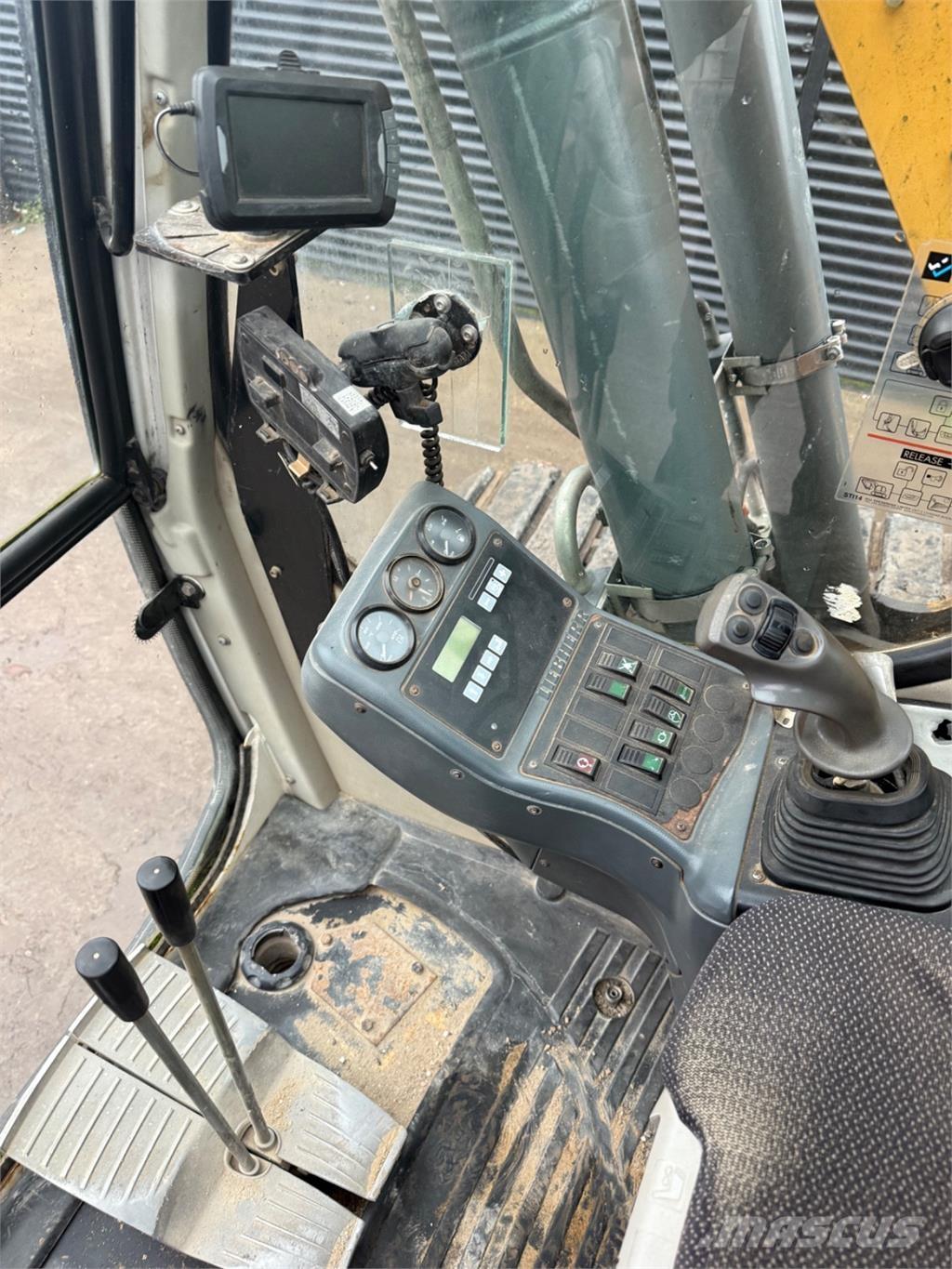 Liebherr 313 履带挖掘机