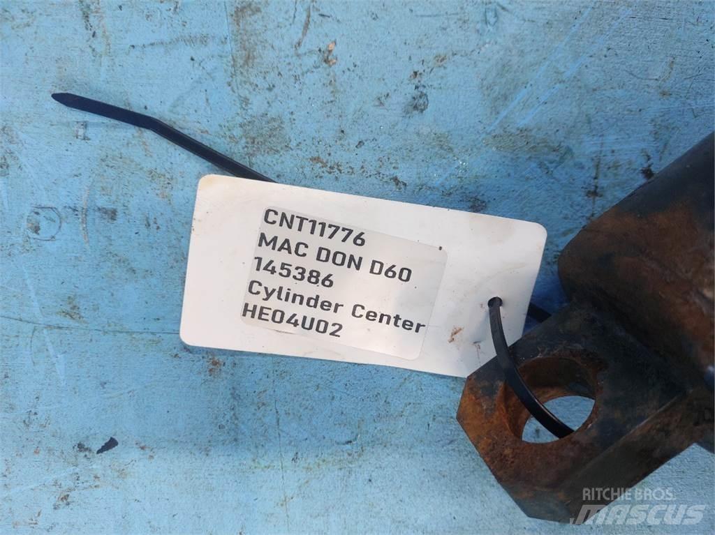 MacDon D60 联合收割机配件