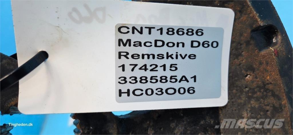 MacDon D60 联合收割机配件