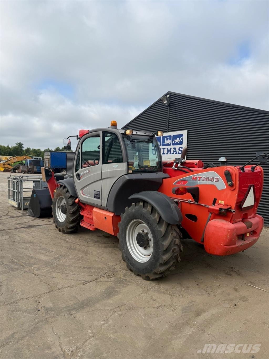 Manitou MT1440 伸缩臂叉装车|叉装车
