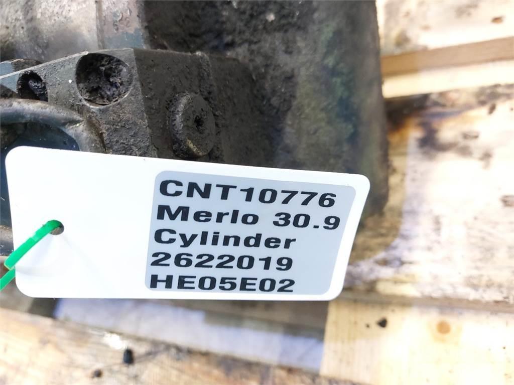 Merlo 30.9 液压