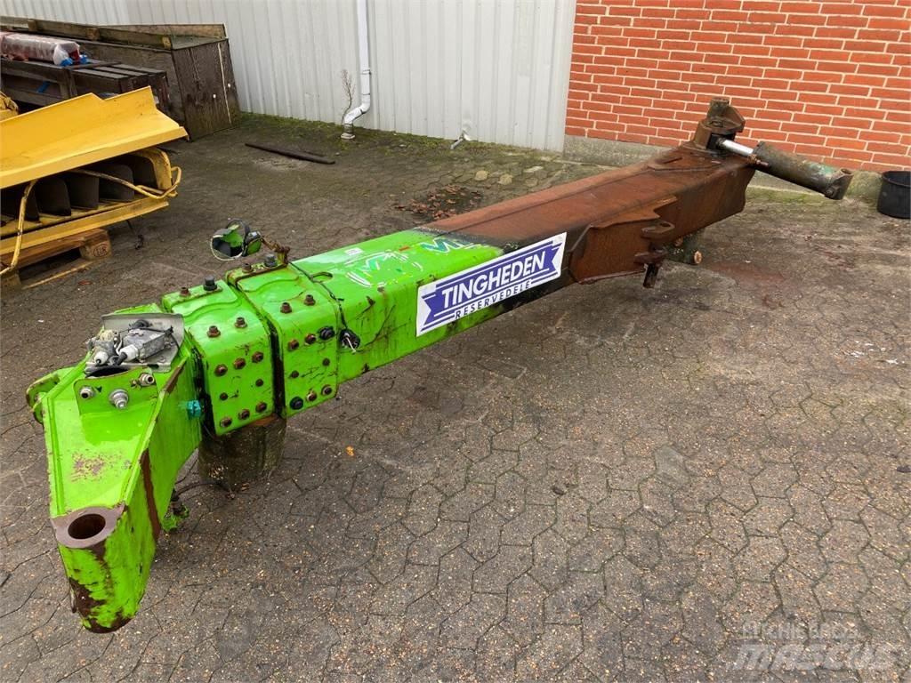 Merlo 30.9 Bom 吊杆和铲斗
