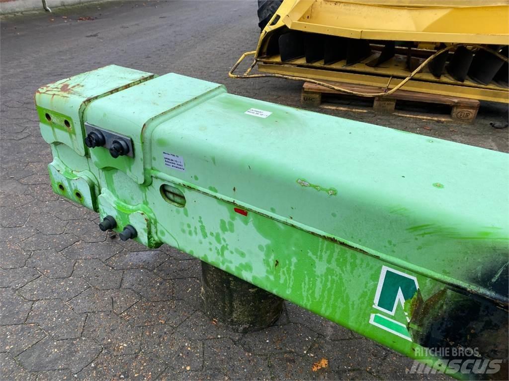Merlo 38.10 吊杆和铲斗