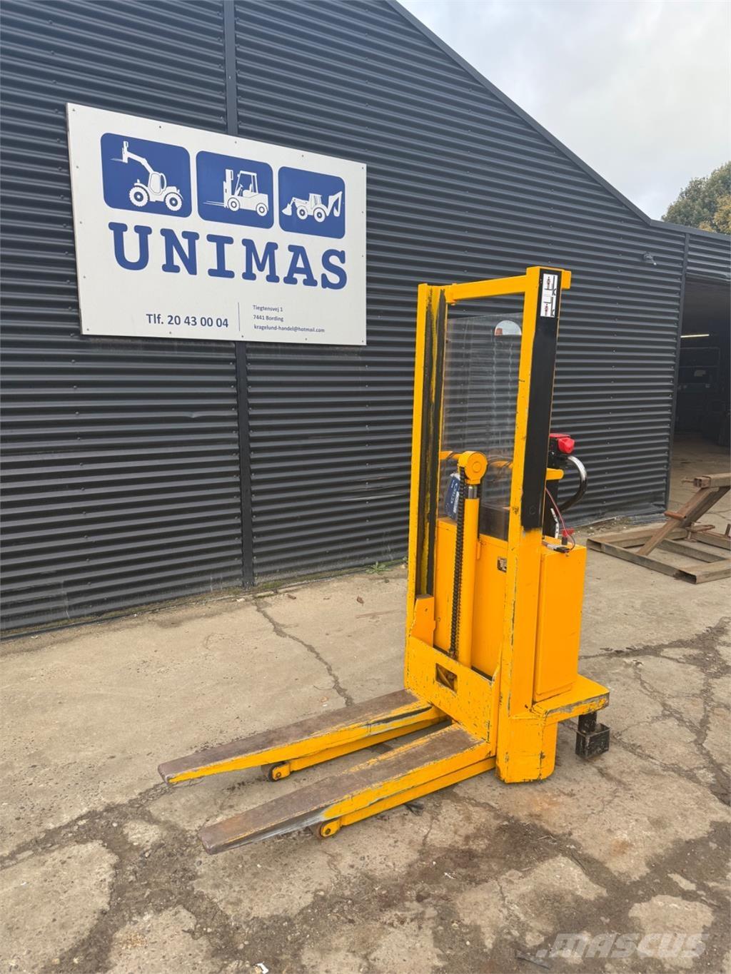 MIC 1000kg 手托盘堆垛机