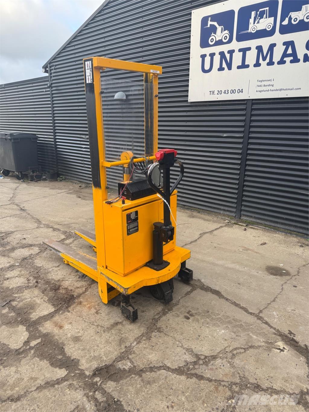 MIC 1000kg 手托盘堆垛机