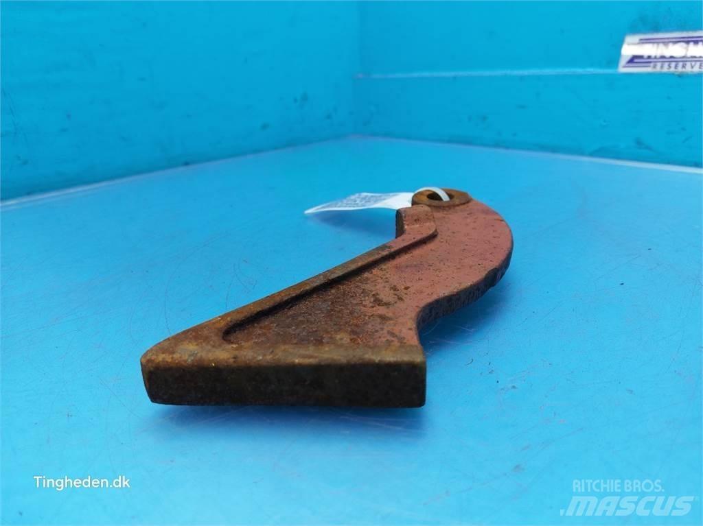 New Holland 4860 农业机械-其他
