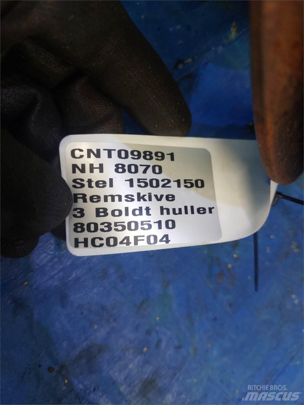 New Holland 8070 联合收割机配件